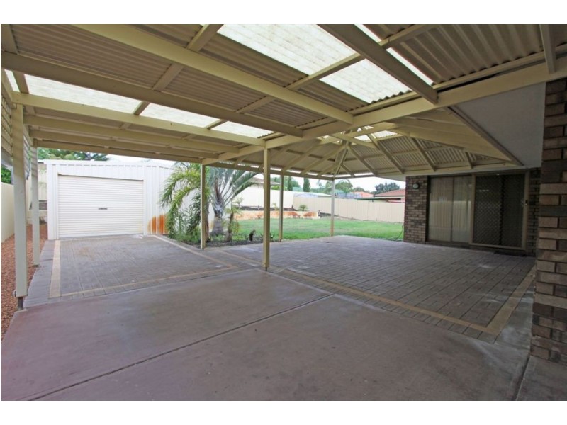 52 Glencoe Parade, Halls Head WA 6210