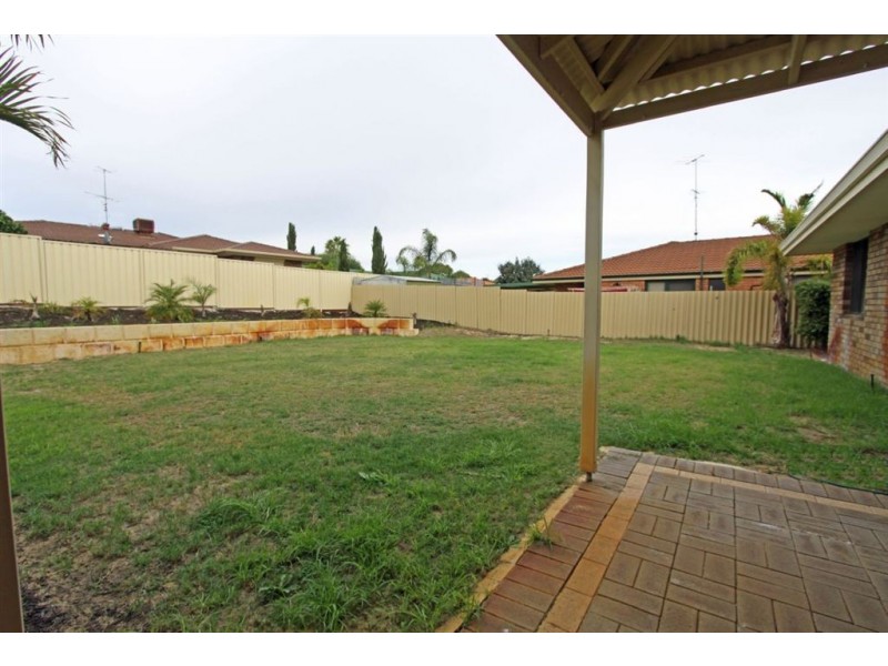 52 Glencoe Parade, Halls Head WA 6210