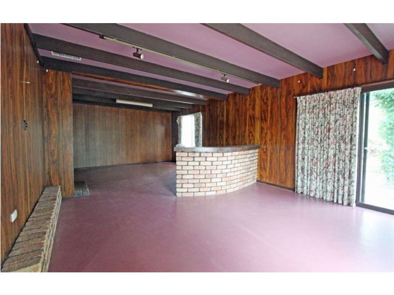 10 Loxton Street, Dudley Park WA 6210