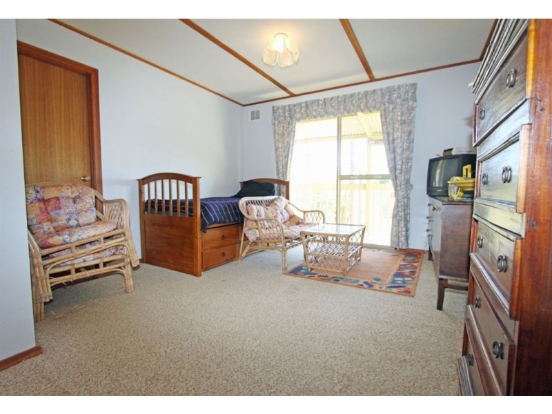 3 Janice Avenue, Falcon WA 6210