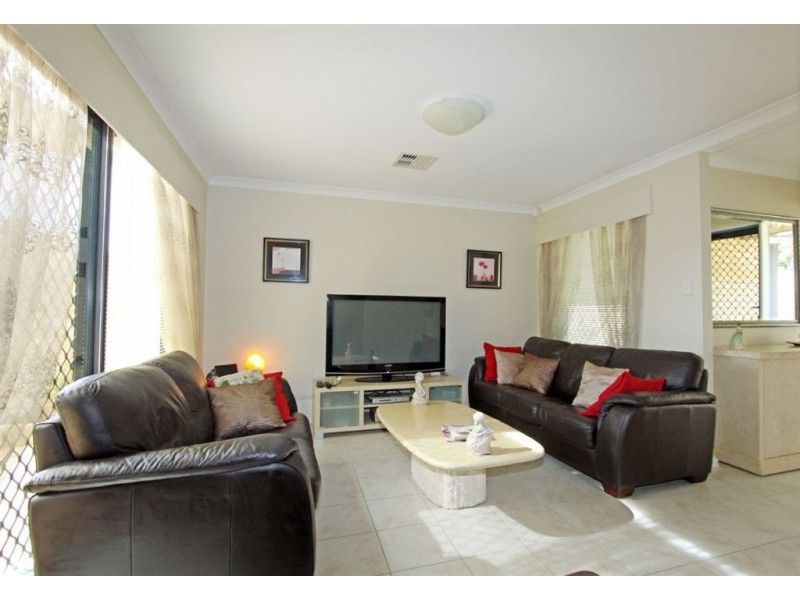 1/10 Davey Street, Mandurah WA 6210