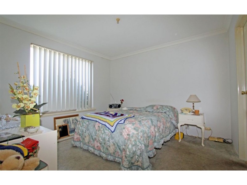 4 Neil Place, Waroona WA 6215