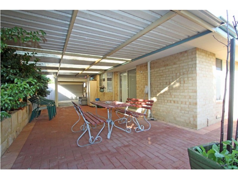 4 Neil Place, Waroona WA 6215