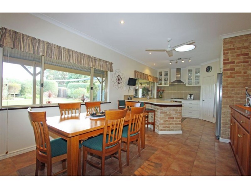 14 Elleker Close, Greenfields WA 6210