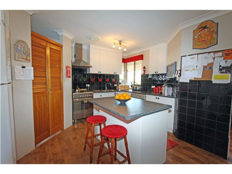 2 First Avenue, Mandurah WA 6210