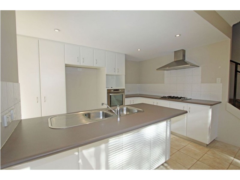 16/1 Marina Quay Drive, Erskine WA 6210