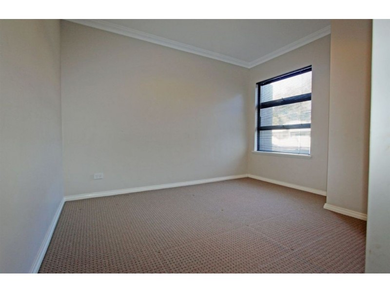 16/1 Marina Quay Drive, Erskine WA 6210