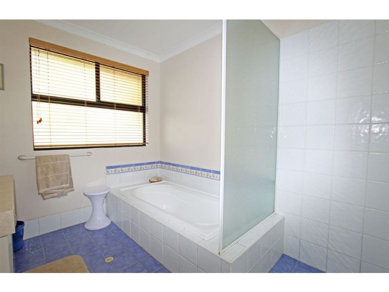 275 Mulga Drive East, Parklands WA 6180