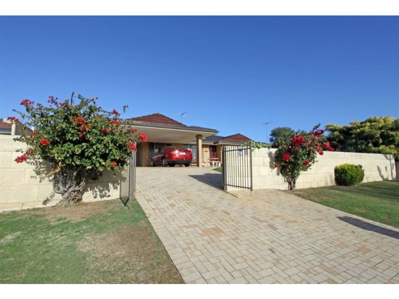 8 Clipper Way, Halls Head WA 6210