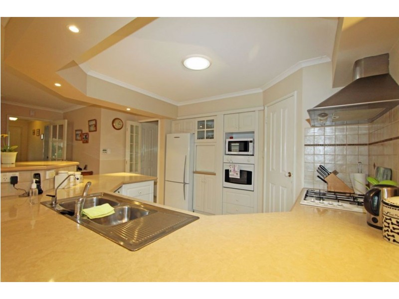 36 Mariners Cove Drive, Dudley Park WA 6210