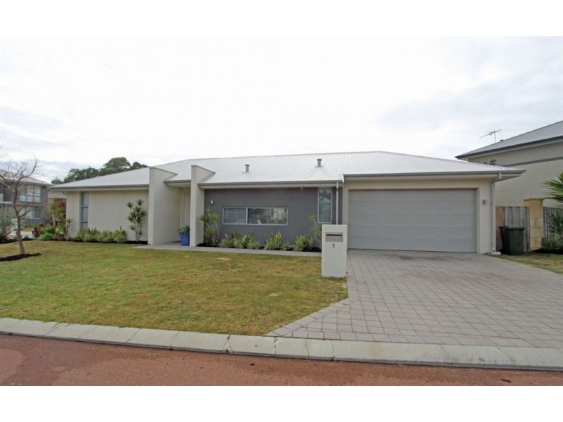 1 Portland Pass, Meadow Springs WA 6210