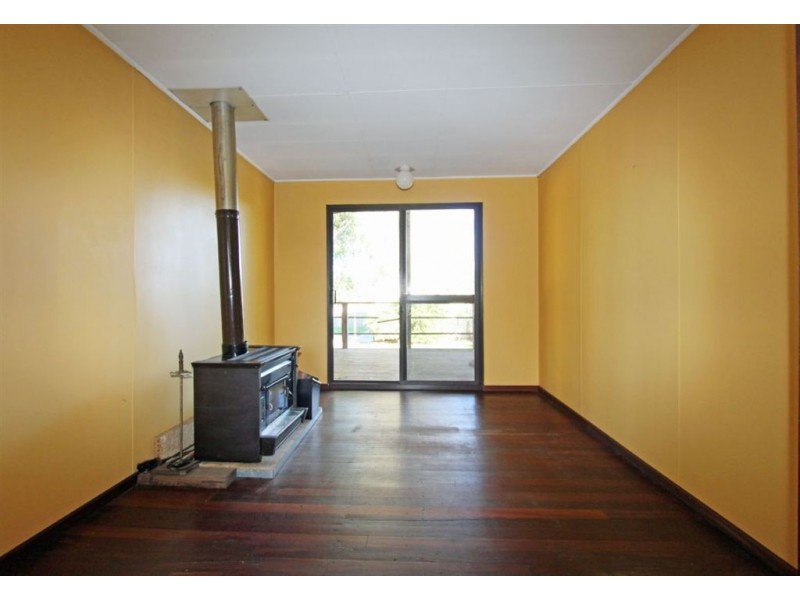 17 Vanessa Road, Falcon WA 6210