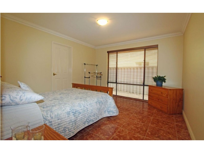 53 Ronsard Drive, San Remo WA 6210