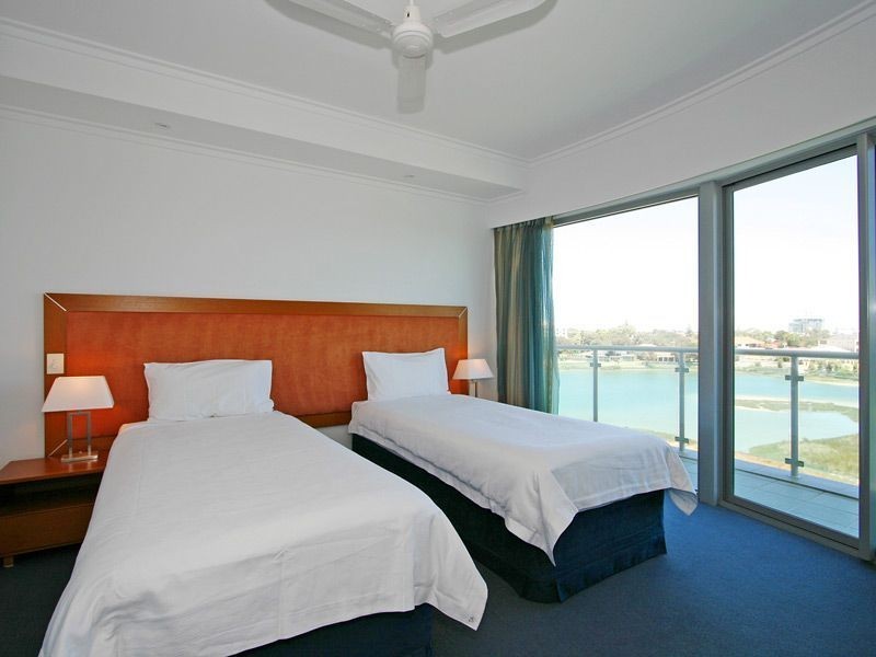 102/16 Dolphin Drive, Mandurah WA 6210