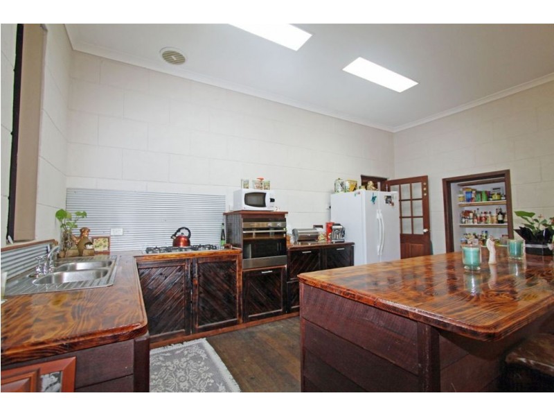 11 Church Street, North Dandalup WA 6207