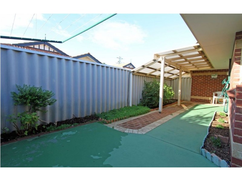 2/64 Sutton Street, Mandurah WA 6210