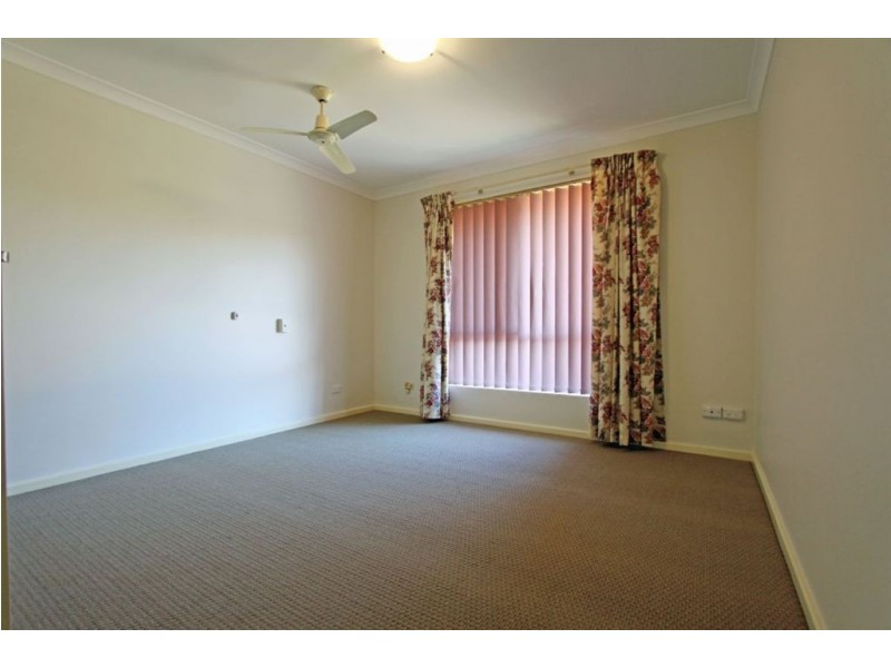 2/64 Sutton Street, Mandurah WA 6210