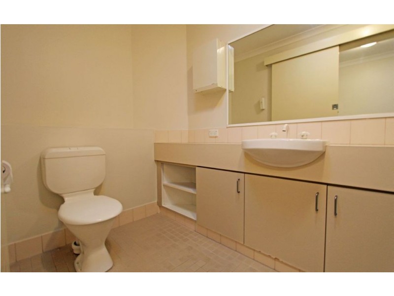 2/64 Sutton Street, Mandurah WA 6210