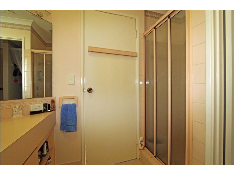 2/5 Fulmar Place, Halls Head WA 6210