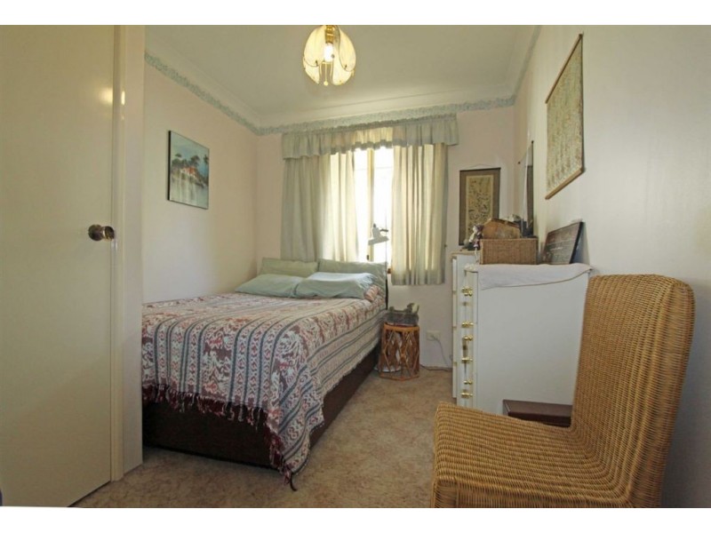 2/5 Fulmar Place, Halls Head WA 6210