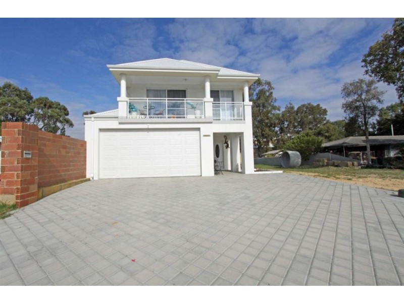 10A Clyde Place, Mandurah WA 6210