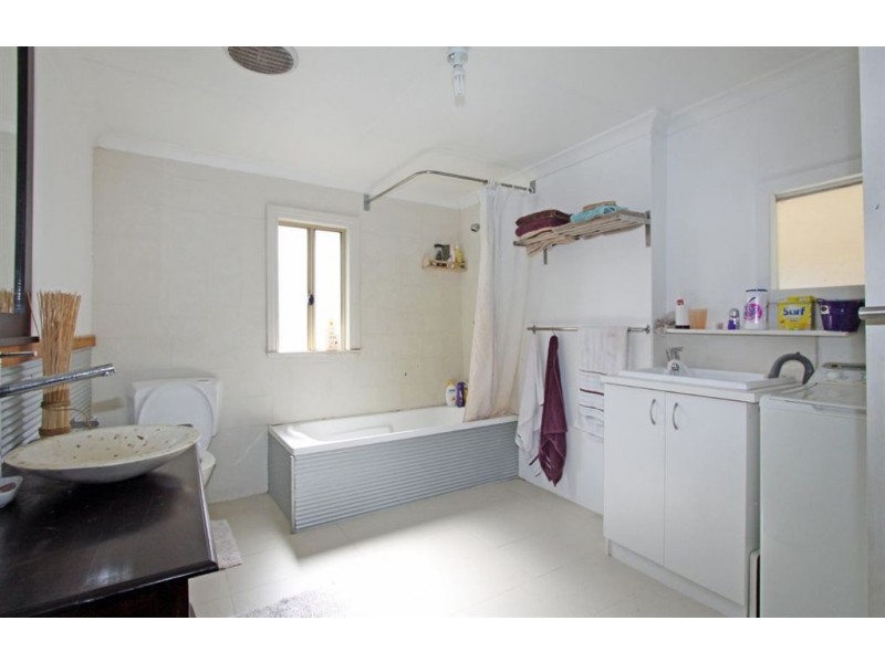 2/27A King Drive, Wannanup WA 6210