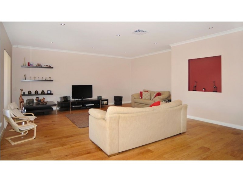 69 Richview Ramble, Wannanup WA 6210