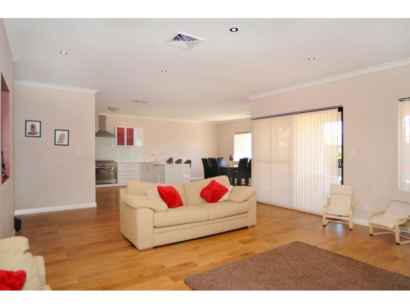 69 Richview Ramble, Wannanup WA 6210