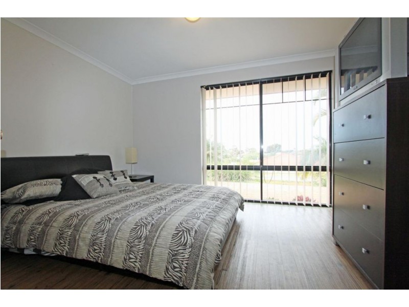 5B Hibiscus Rise, Halls Head WA 6210