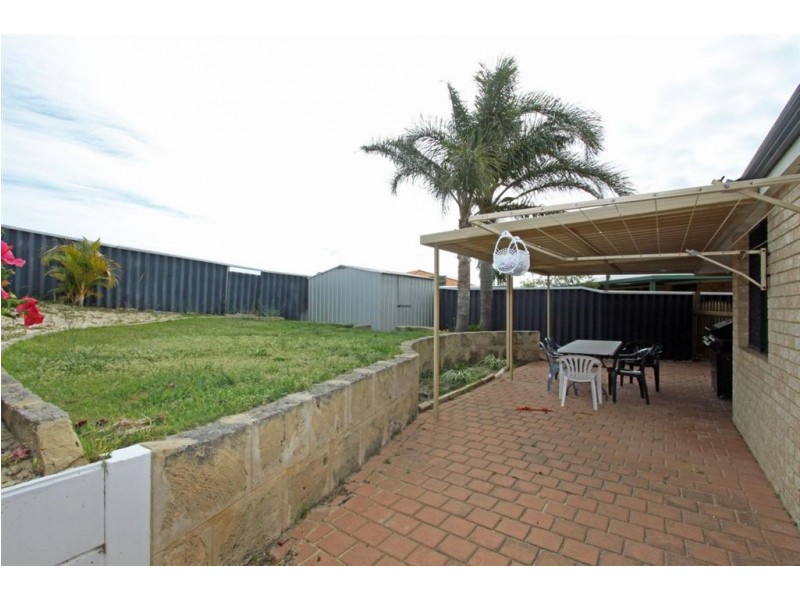 5B Hibiscus Rise, Halls Head WA 6210