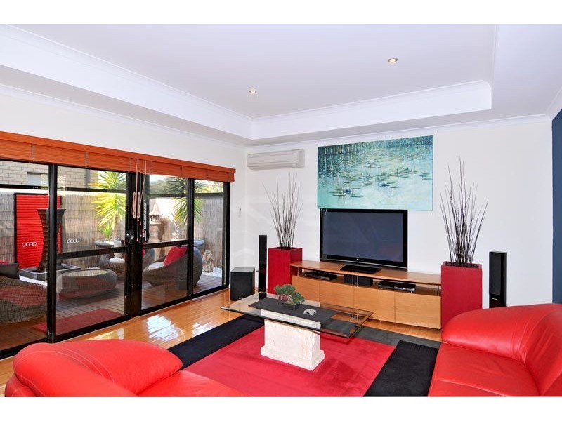 35 George Street, Mandurah WA 6210