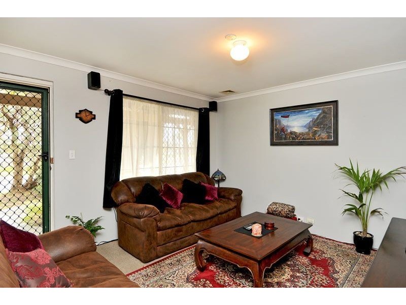 54 Cambridge Drive, Greenfields WA 6210