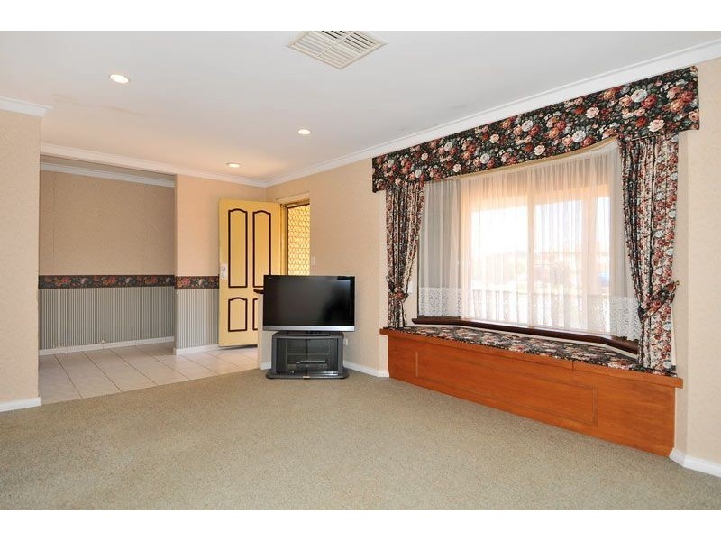 1/5 Riche Court, San Remo WA 6210