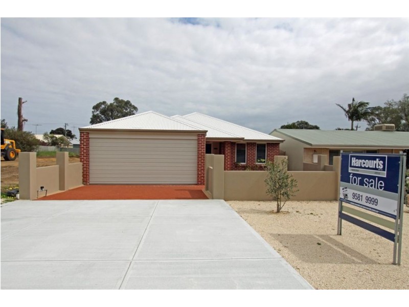 2/35A Karrul Way, Greenfields WA 6210