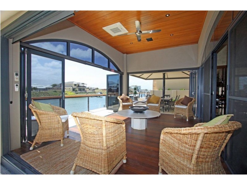 46 Brindabella Crescent, Mandurah WA 6210