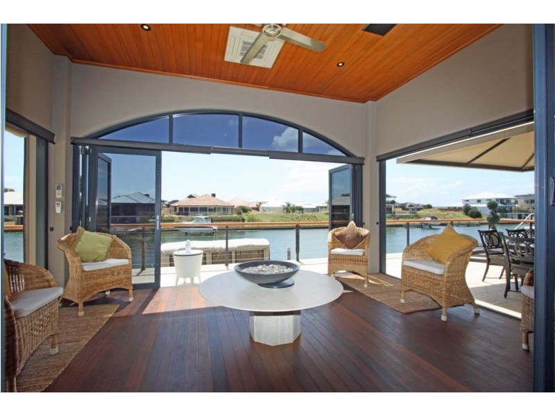 46 Brindabella Crescent, Mandurah WA 6210