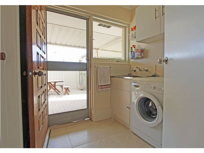 2 Heron Street, Dudley Park WA 6210