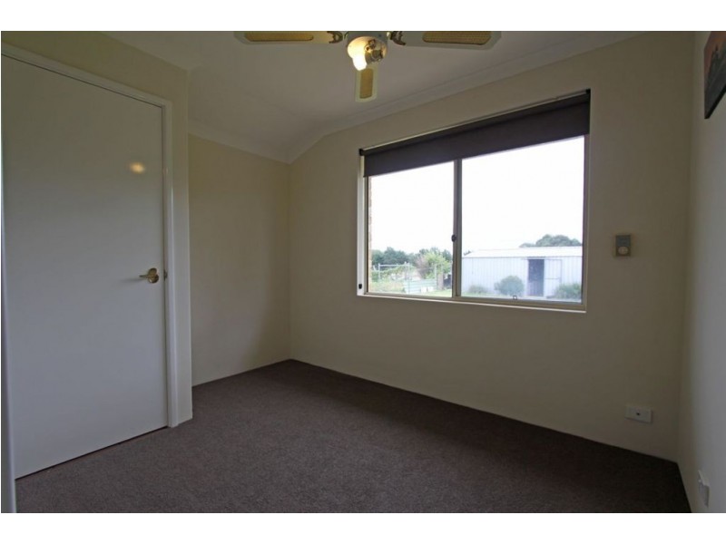 72 Dewar Road, North Dandalup WA 6207