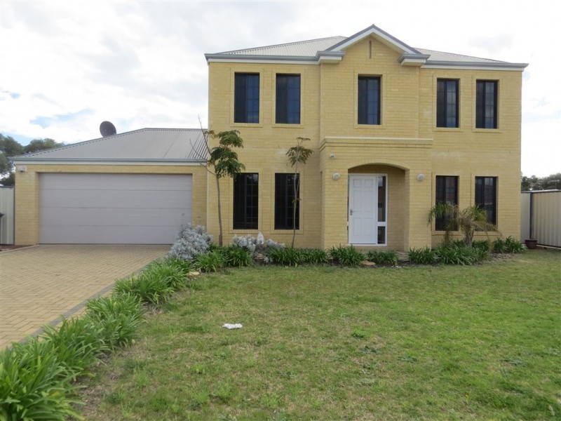 97 Portrush Parade, Meadow Springs WA 6210
