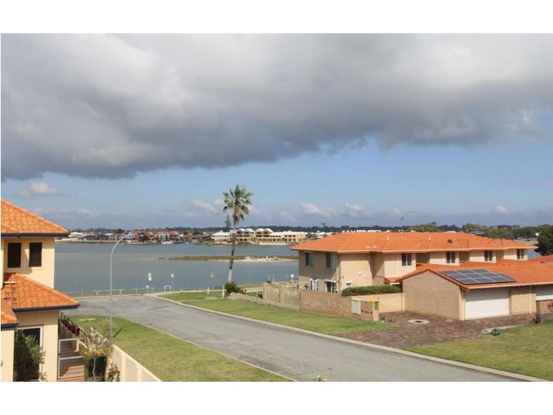 6/10 Winjan Place, Dudley Park WA 6210