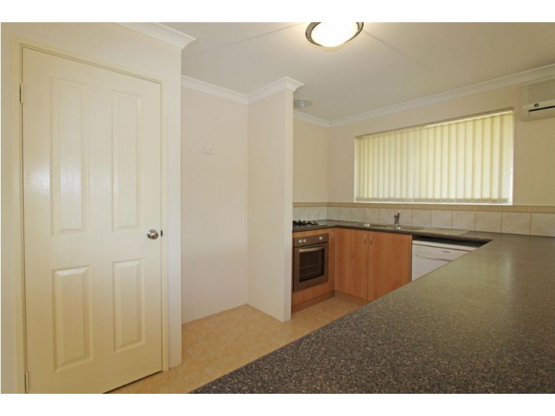 24 Evella Cove, Lakelands WA 6180