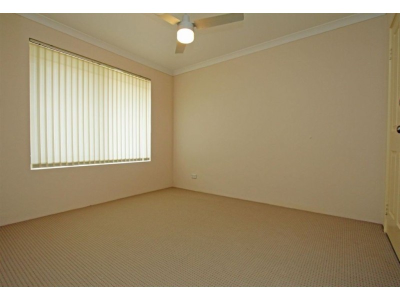 24 Evella Cove, Lakelands WA 6180