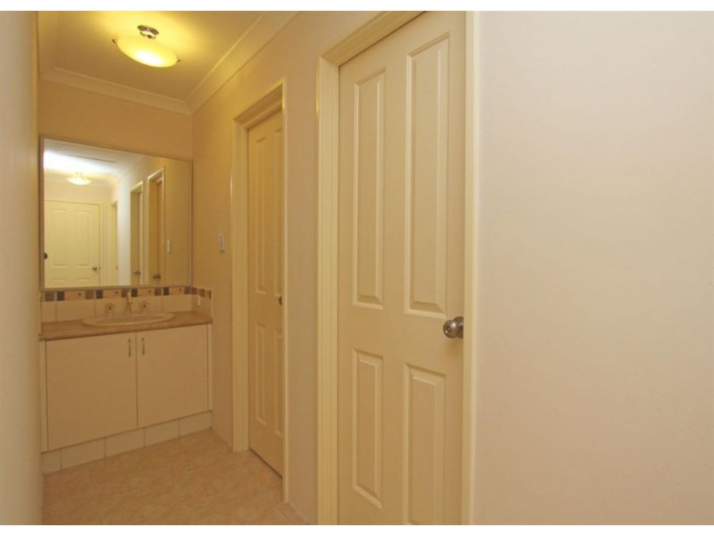 24 Evella Cove, Lakelands WA 6180