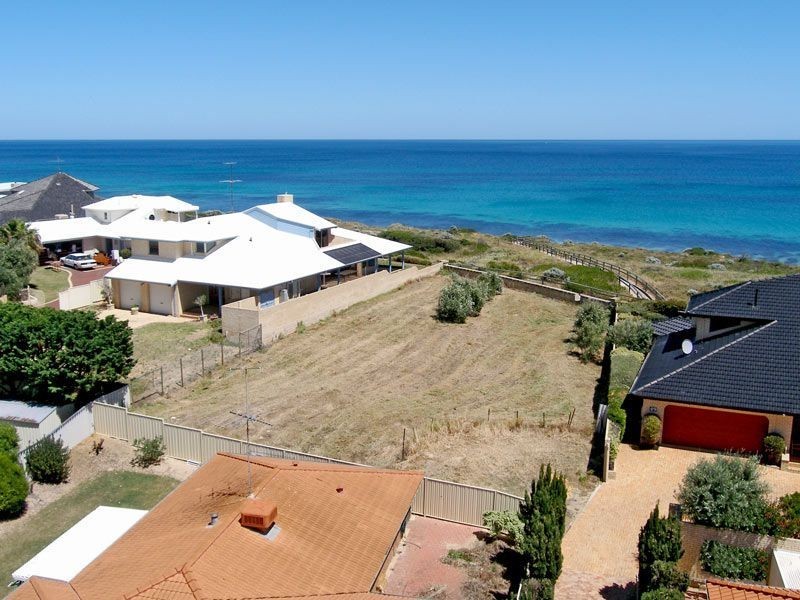 51 Admiralty Crescent, Mandurah WA 6210