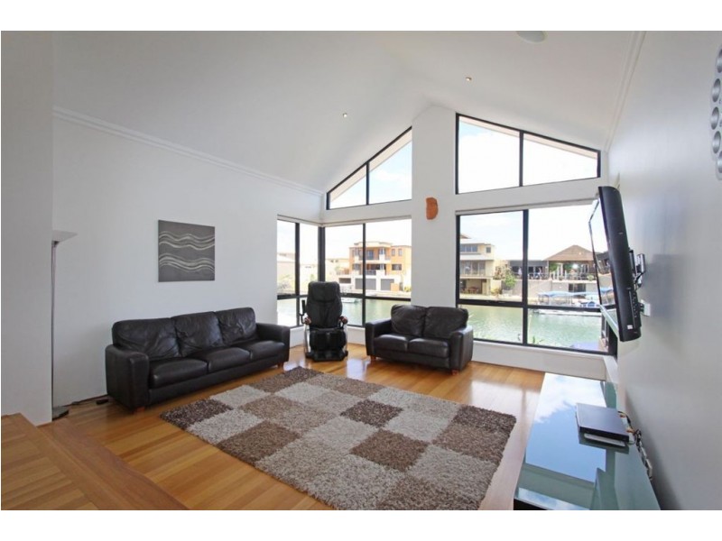 94 Avocet Island Quays, Wannanup WA 6210