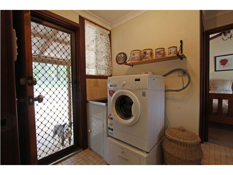 2 Scarp Road, North Dandalup WA 6207