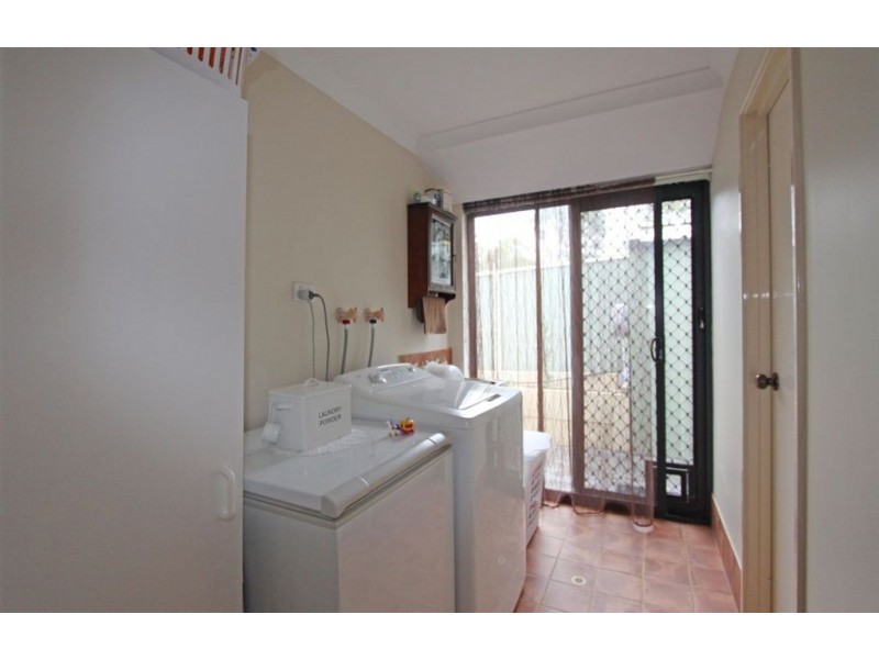 35 Peppertree Close, Wannanup WA 6210