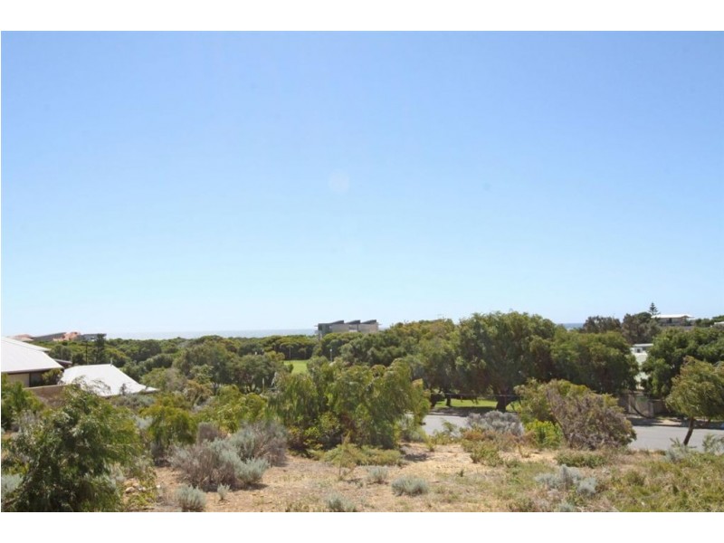 45 Endeavour Circle, Wannanup WA 6210