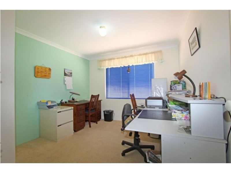 5 Barrow Rise, Greenfields WA 6210