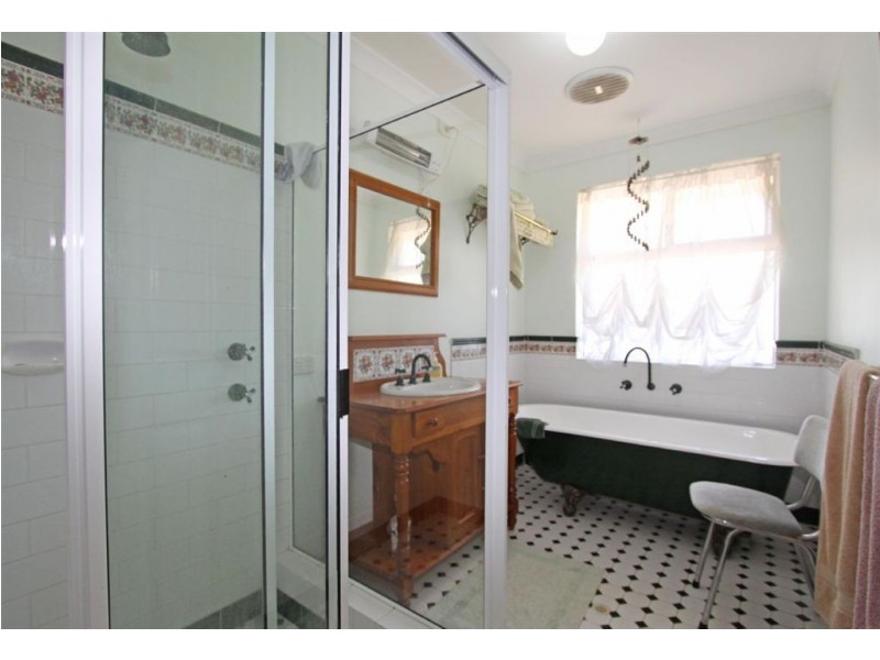5 Barrow Rise, Greenfields WA 6210